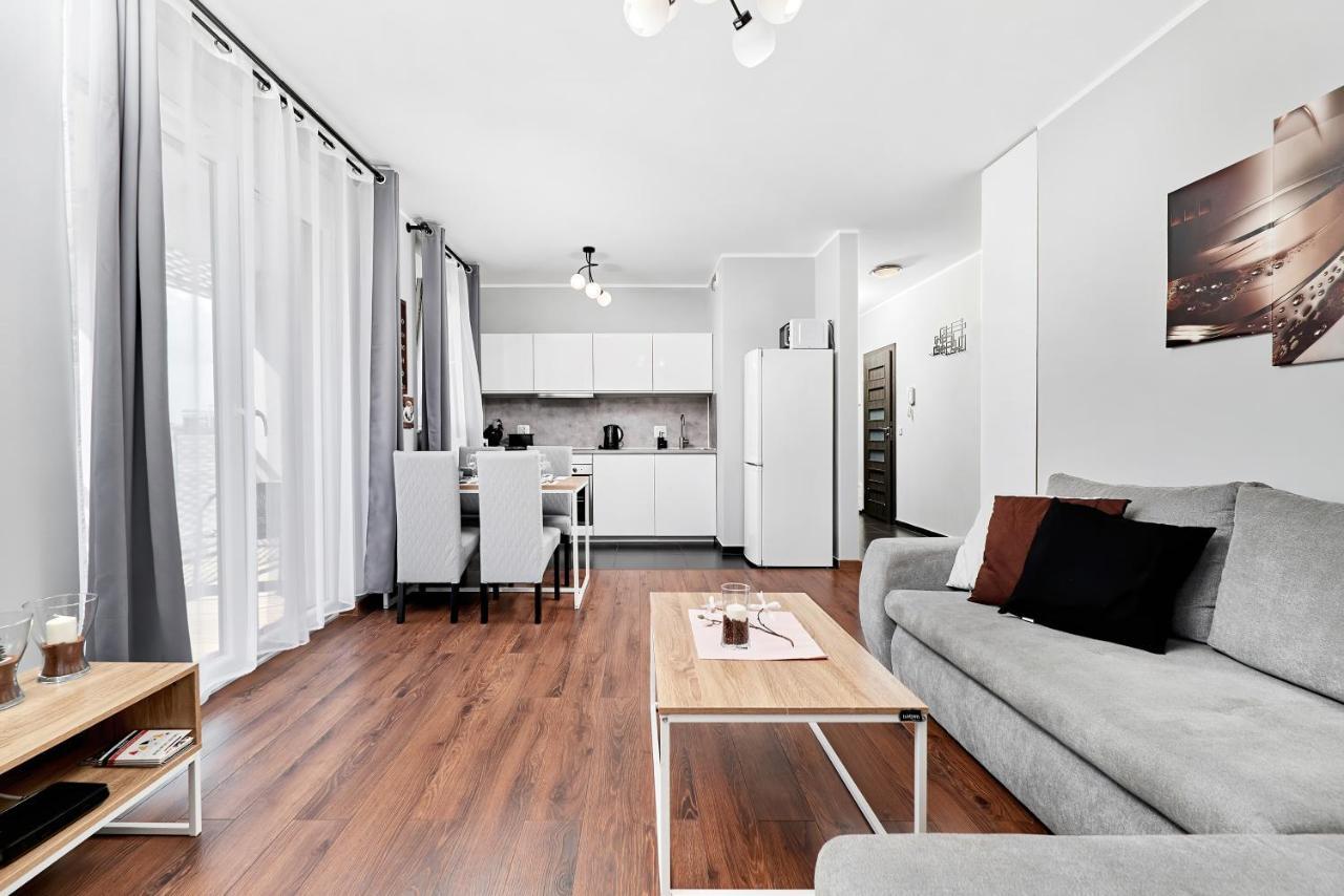 Apartment Wroclaw Sikorskiego With Free Garage By Renters Prestige Extérieur photo
