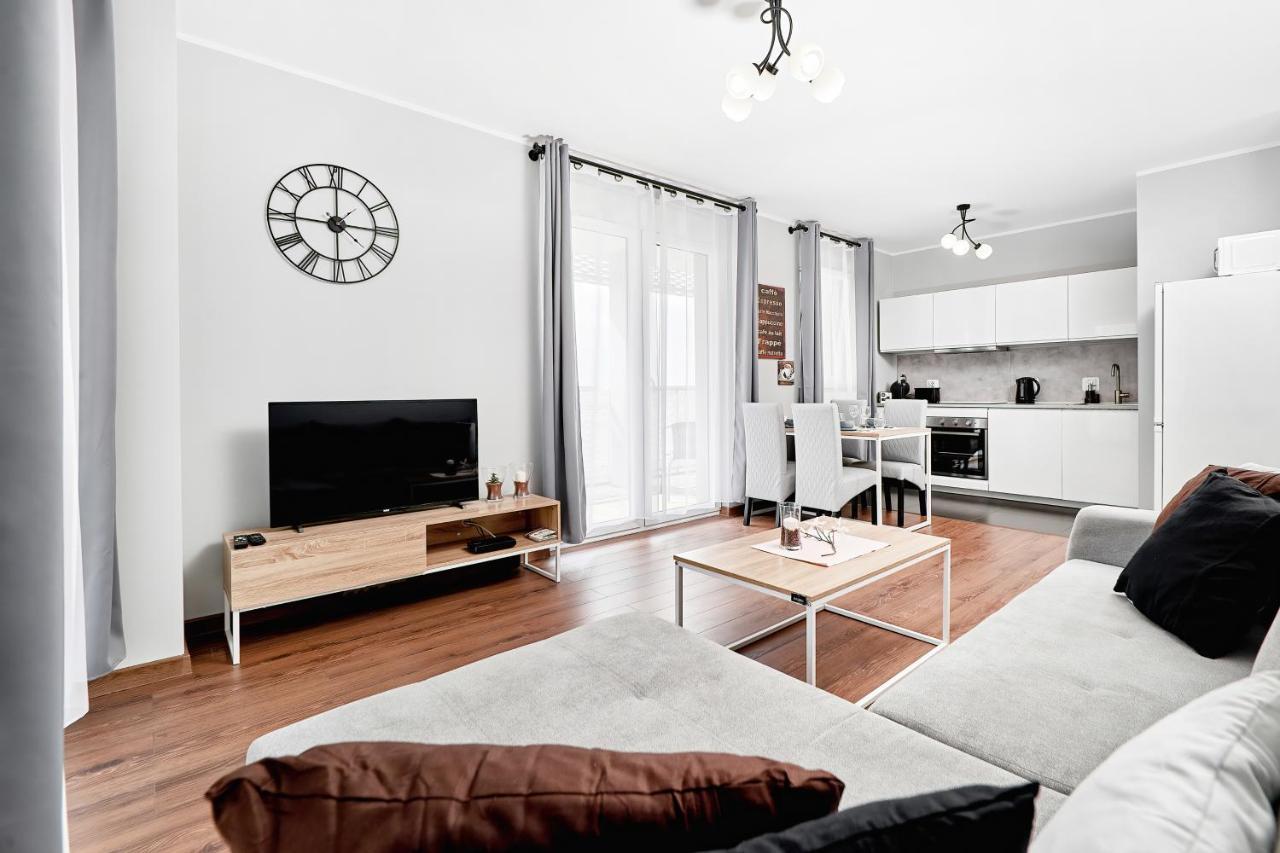 Apartment Wroclaw Sikorskiego With Free Garage By Renters Prestige Extérieur photo