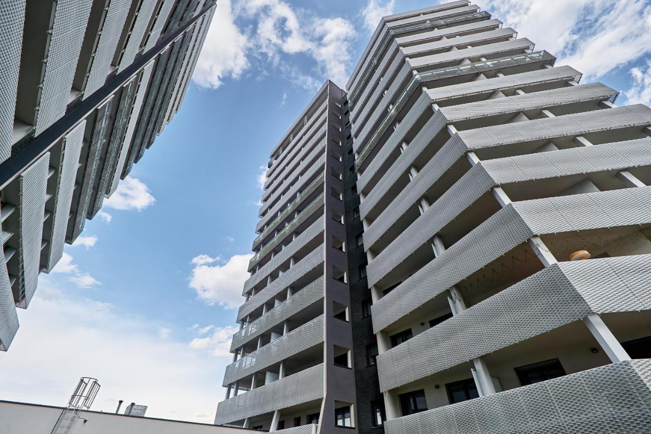 Apartment Wroclaw Sikorskiego With Free Garage By Renters Prestige Extérieur photo