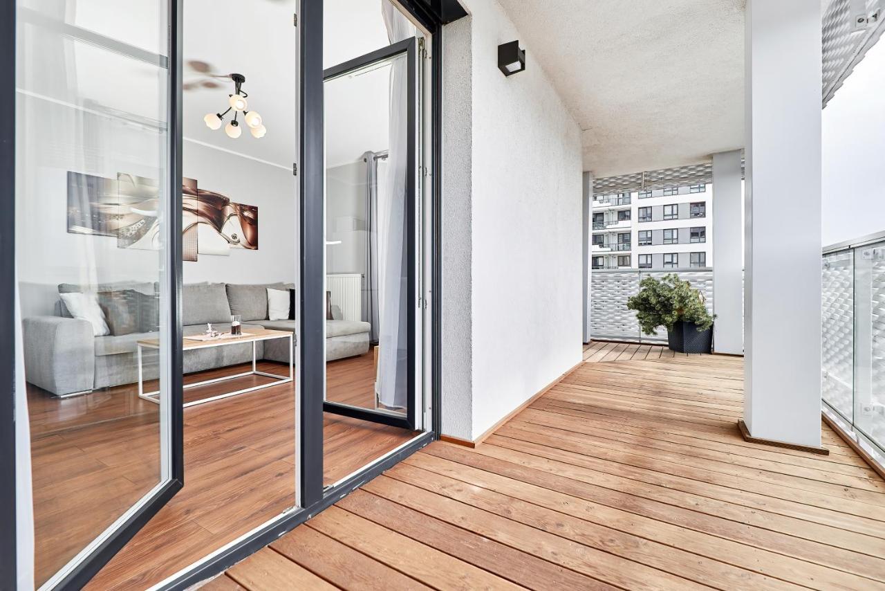 Apartment Wroclaw Sikorskiego With Free Garage By Renters Prestige Extérieur photo
