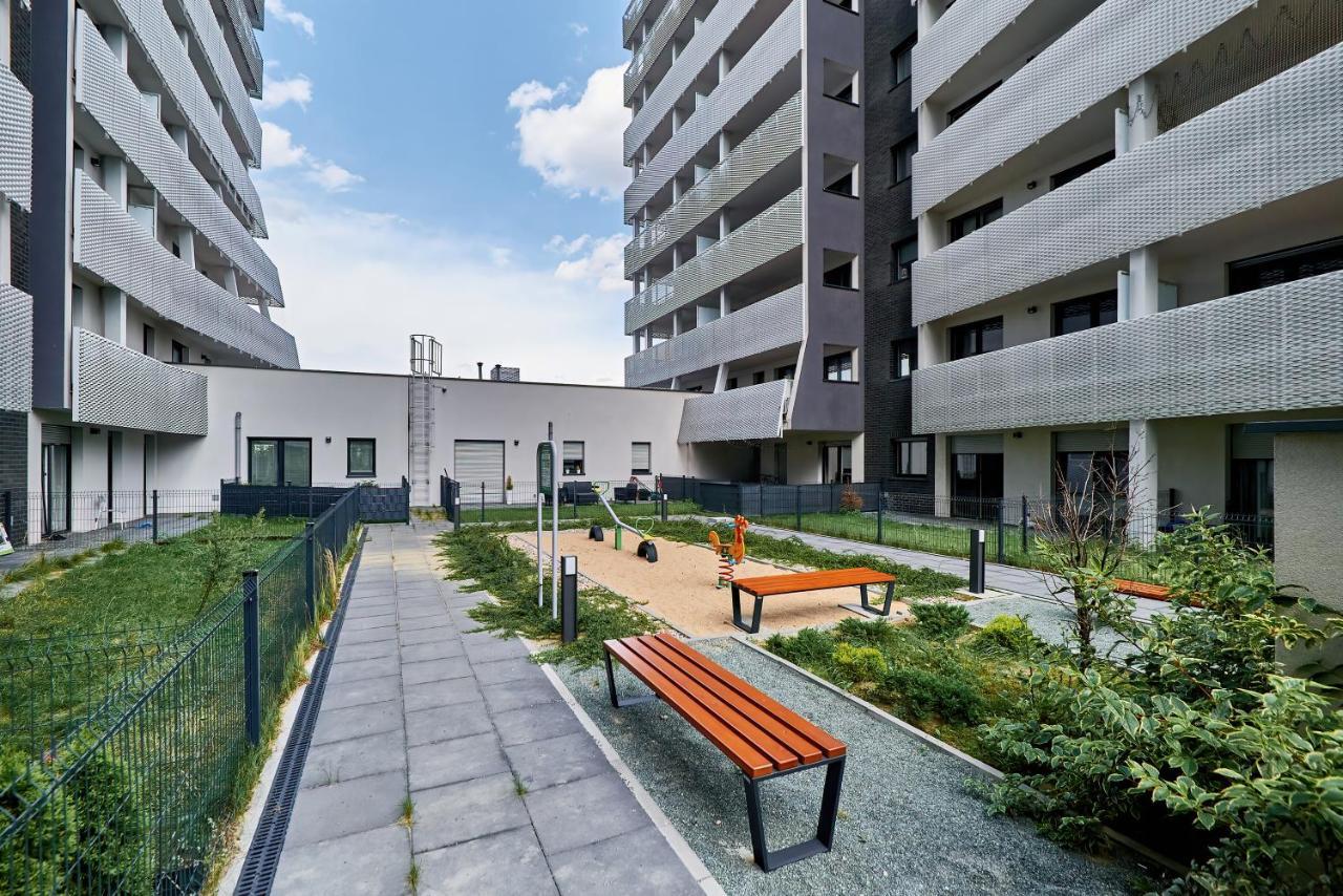 Apartment Wroclaw Sikorskiego With Free Garage By Renters Prestige Extérieur photo